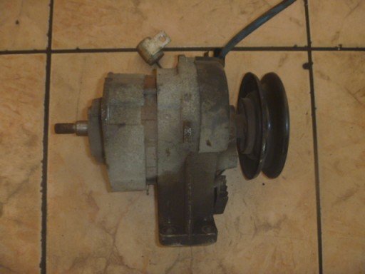 fiat 126p pradnica /alternator, фото