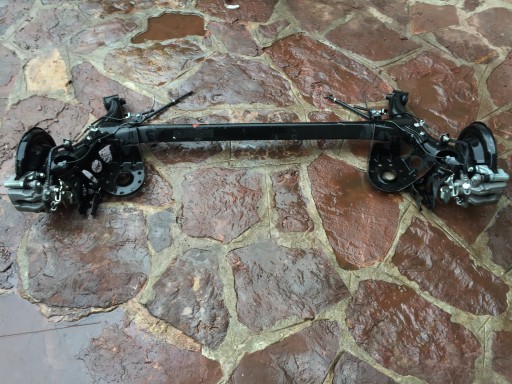 Toyota iq балка підвіски задній міст задня голка