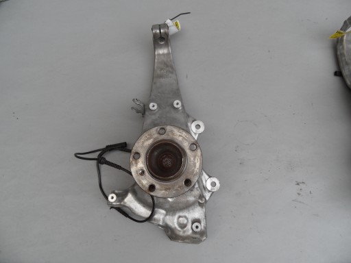 Поворотный кулак левый передний bmw 5 f06 f10 f11 6775769