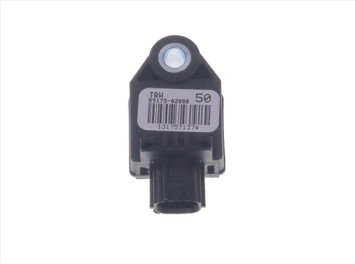 A89173-09A10 - 89173-02080 датчик удару auris corolla