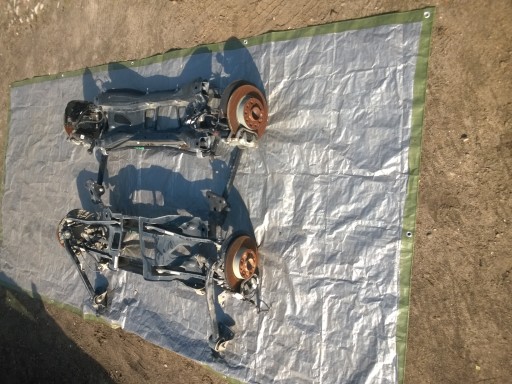 Fiat 500x задняя балка с поперечными рычагами задняя поворотная тележка