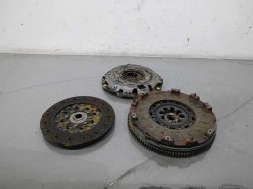 ДВОМАСОВА МУФТА SSANGYONG TIVOLI 1.6 XDI