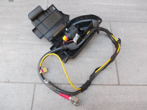 Плюсовая клемма, картридж audi vw orig 4f0915519 #