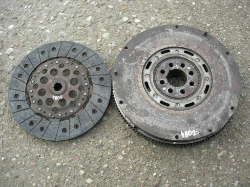 03G105266F - Двомасове колесо зчеплення VOLVO V70 2,5 074105266B