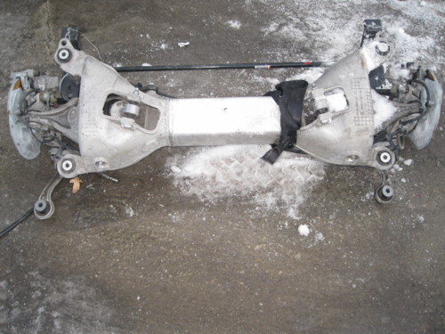 Пежо 508 універсал задня підвіска