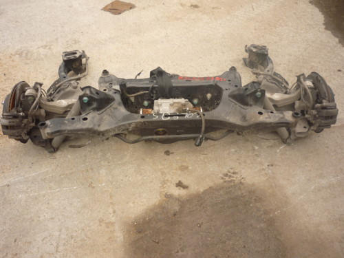 2010r - Задняя подвеска рено колос 2.0 dci 2010 г.