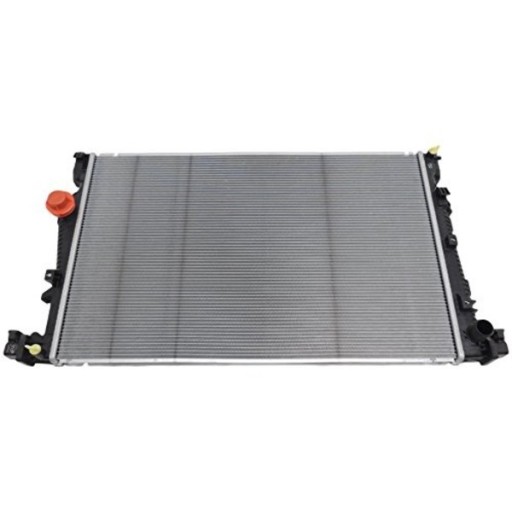 52014777AA 68229290AA - Jeep cherokee 2.0 3.2 клас 2014 - водяний радіатор