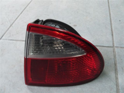 light rear part rear right SEAT LEON and