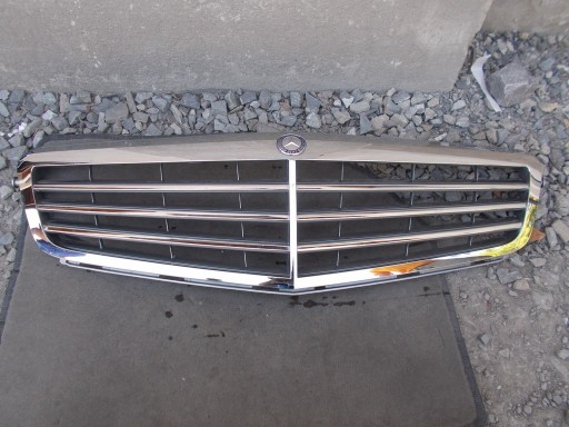 front PREKLADgrill grill MERCEDES C KLASA 204 2007-2011R