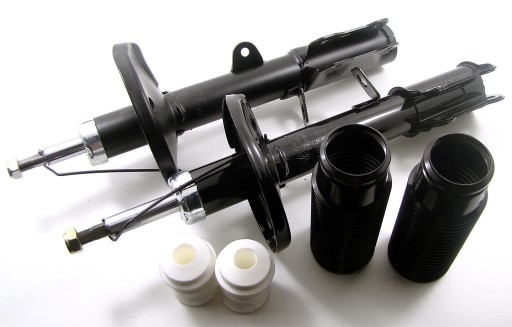 054532LR - Амортизаторы x2 задние + бамперы + чехлы toyota corolla e11 97-