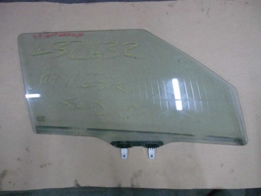 SWIFT MK7 10R 5D скло двері права передня передня