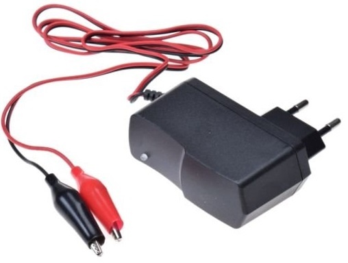 ЗАРЯДНОЕ УСТРОЙСТВО ДЛЯ КИСЛОТНЫХ БАТАРЕЙ МАЛОГО 6 В