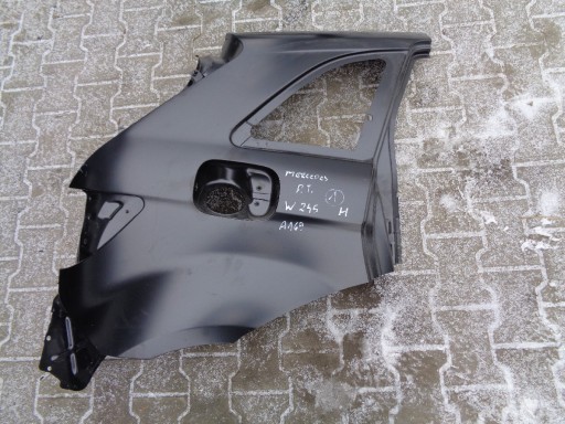 A1696303801 - Mercedes a169 w245 b class правый задний брызговик