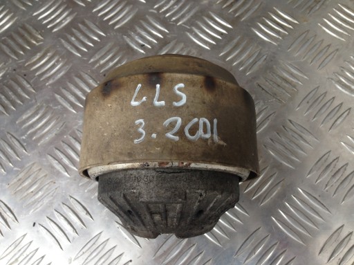 Mercedes cls 3.2 cdi w219 правая опора двигателя