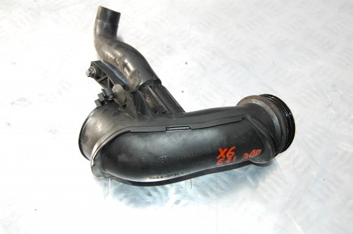 rohr Zufuhr intercooler BMW X6 E71 3,0 XD 7798336