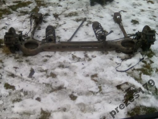 Балка задней подвески voyager town caravan 08-17