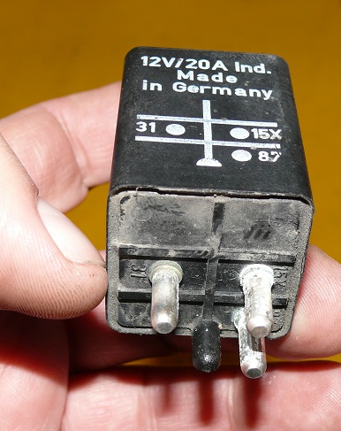 relay MERCEDES S-KLASA W140 0015428719 91-98r.