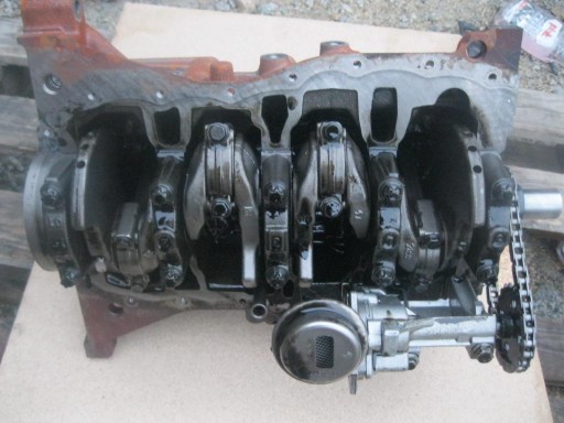 000 - Вал поршні підшипники шатуни qashqai 1.5 dci 2008 р.в.