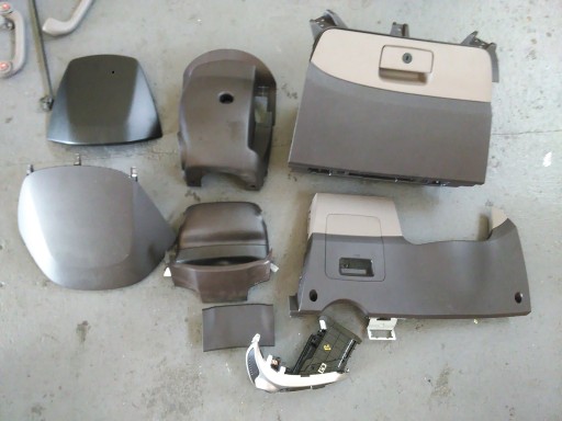 HYUNDAI IX35 2010-БАРДАЧОК КРЫШКА КОЛОННЫ БРОНЗА