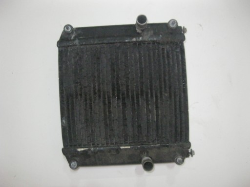 Audi s4 a4 8w 3.0 tfsi водяний кулер 8w0121212e