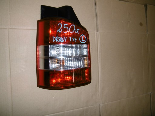 VW T5 CARAVELLE light rear left WERSJA Z DRZWIAMI