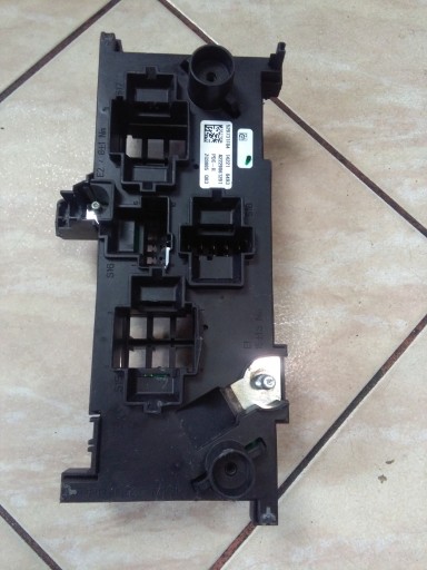 A2229061201 - Блок запобіжників mercedes s w222 350 cdi