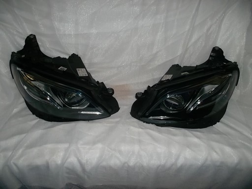 A2139062506 A2139062606 - MERCEDES E CLASS 213 W213 2139062506 MULTIBEAM FV