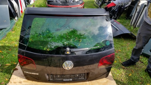 ЗАДНЯ ДВЕРІ VW TOUAREG