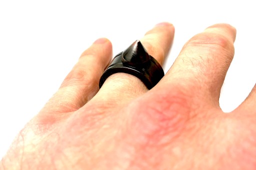 КІЛЬЦЕ ЗАХИСНОГО БРЕЛЮКА ПІДВІСКА