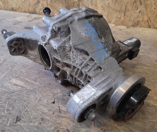 P68184737AB - МОСТ ЗАДНИЙ ЗАМОК JEEP GRAND CHEROKEE WK2 3.45 3.0