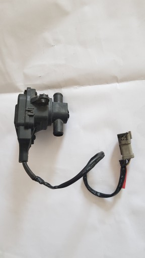 КЛАПАН ВОДОНАГРЕВАТЕЛЯ ЭЛЕКТРОМАГНИТНЫЙ КЛАПАН SCANIA R