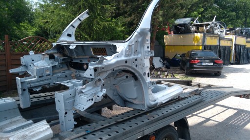 Renault Kangoo III правий лівий лонжерон