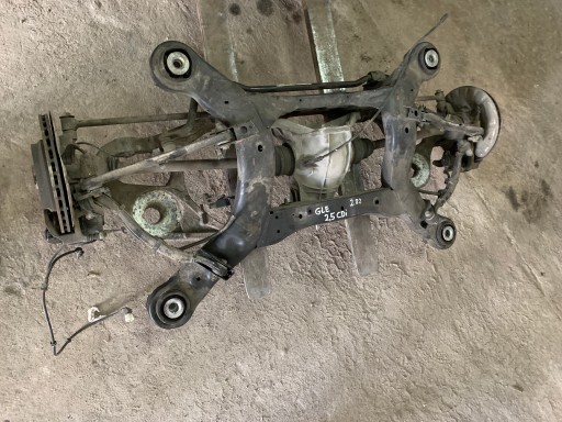 A1663506900 - Комплект задньої підвіски. mercedes gle w166 2.82 2.5d 1