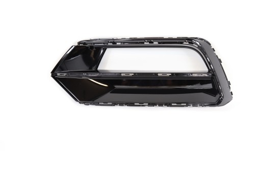 3G0853665F - Решітка бампера решітка радіатора VW Passat B8 R-LINE ліва