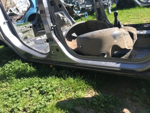 OPEL CORSA E ПРАВАЯ РАМКА 5 ДВЕРЕЙ