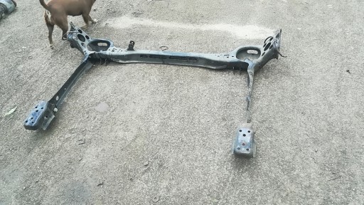 Voyager town caravan 08-19 балка задньої підвіски