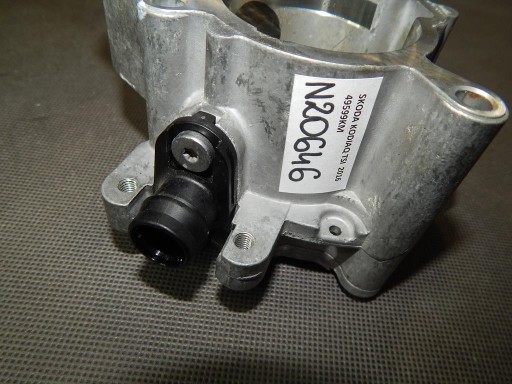 SKODA KODIAQ 2.0 TSI Pumpe VACUM 06K145100AB