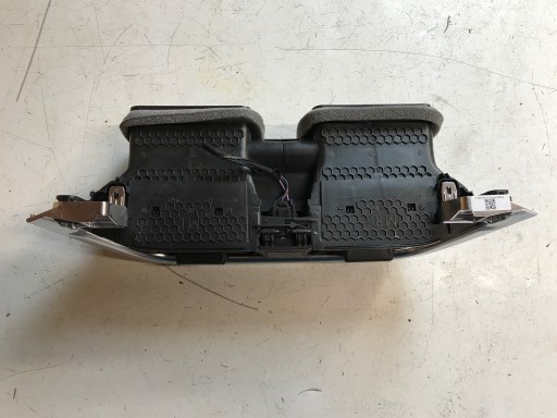 FORD FIESTA MK8 Lüftungsgitter KRATKI des lüfters SRODKOWE