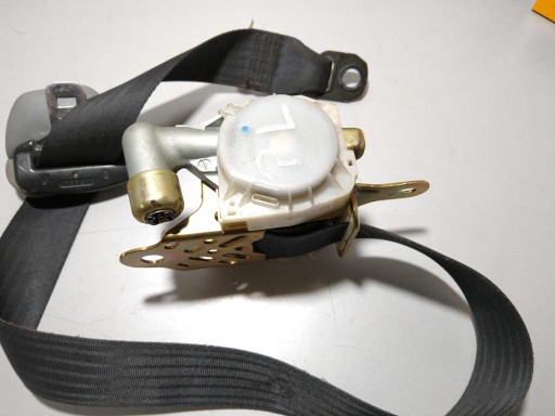 CUORE VI 6 tension belt safety left front 3D 03-07