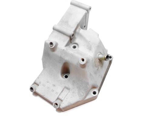 1621313335 - SSANGYONG REXTON 3.2 ЛАПА КРОНШТЕЙН КРІПЛЕННЯ НАСОСА