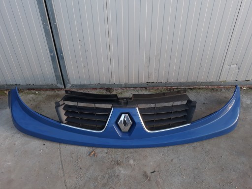 Решітка радіатора RENAULT TRAFIC