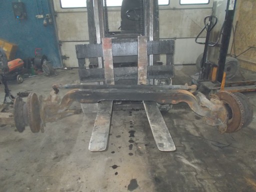 Балка передньої підвіски iveco stralis 430