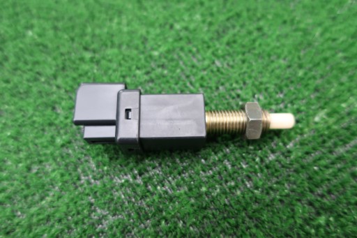 ДАТЧИК СЦЕПЛЕНИЯ ПРИВОДА SUZUKI JIMNY