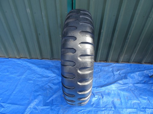 ШИНИ ЕКСКАВАТОР ШИНИ 11,00 11.00-R 20 ДЕШЕВО