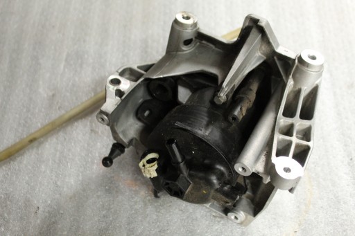 9676133480 - КОРПУС ТОПЛИВНЫЙ ФИЛЬТР ЛАПА FORD MONDEO MK5 2.0 TDCI