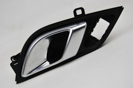 Ручка внутренняя левая Audi R8 4S1837019