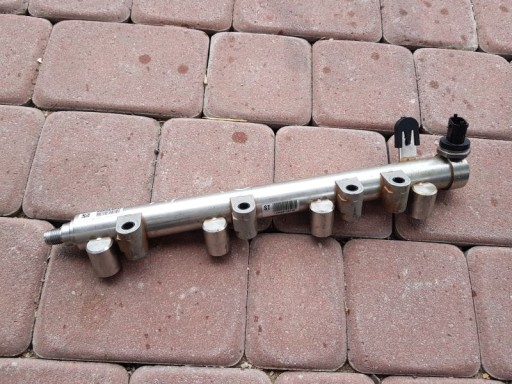 injection ramp Opel Astra J IV OPC 2.0T 12621643