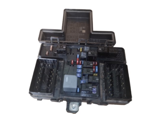 FG9T-14A067-EB - Ford mondeo mk5 2.0 tdci блок предохранителей