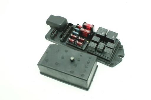 Maserati 3200gt 98 світла коробка запобіжників