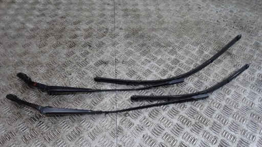 IDEALNE KPL.wiper arms PORSCHE MACAN 95B955408, 95B955407 1